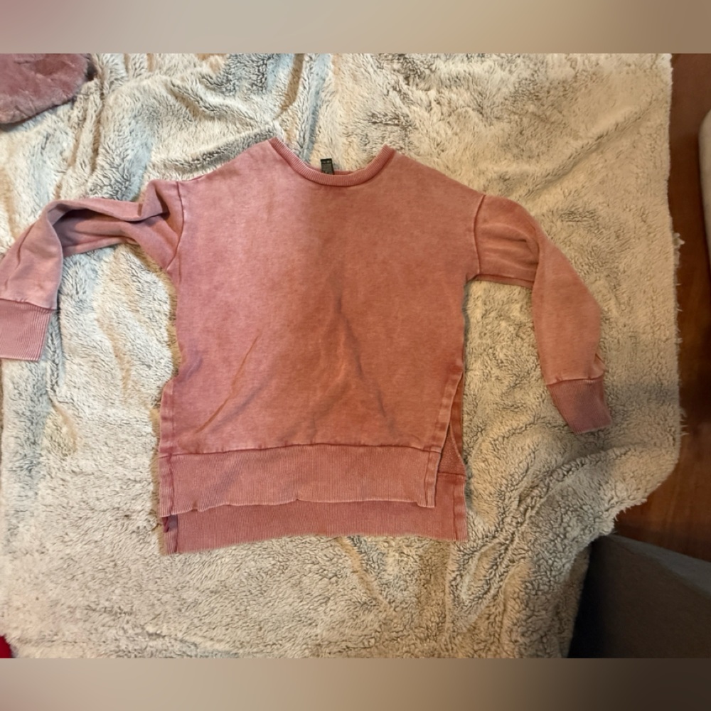 Velocity Women's Dusty Rose Crew Neck Sweatshirt